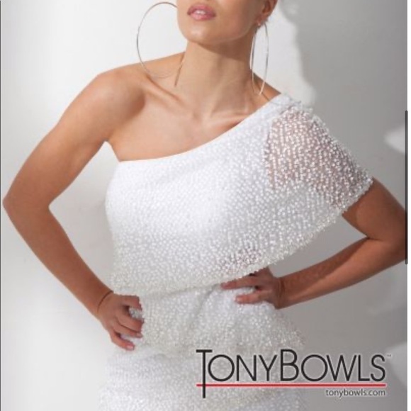 Tony Bowls Shorts Draped Tiered Sequin Chiffon - Picture 4 of 4